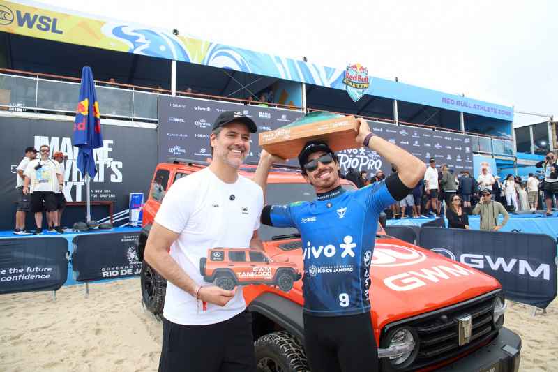 Entrega de Tank 300 Flex para Yago Dora 