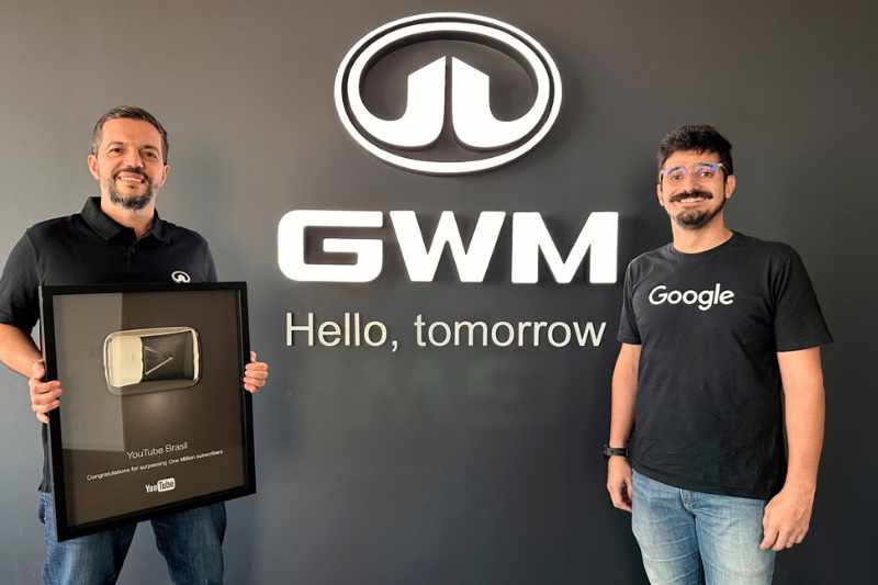 Placa de 1 Milhão de Inscritos